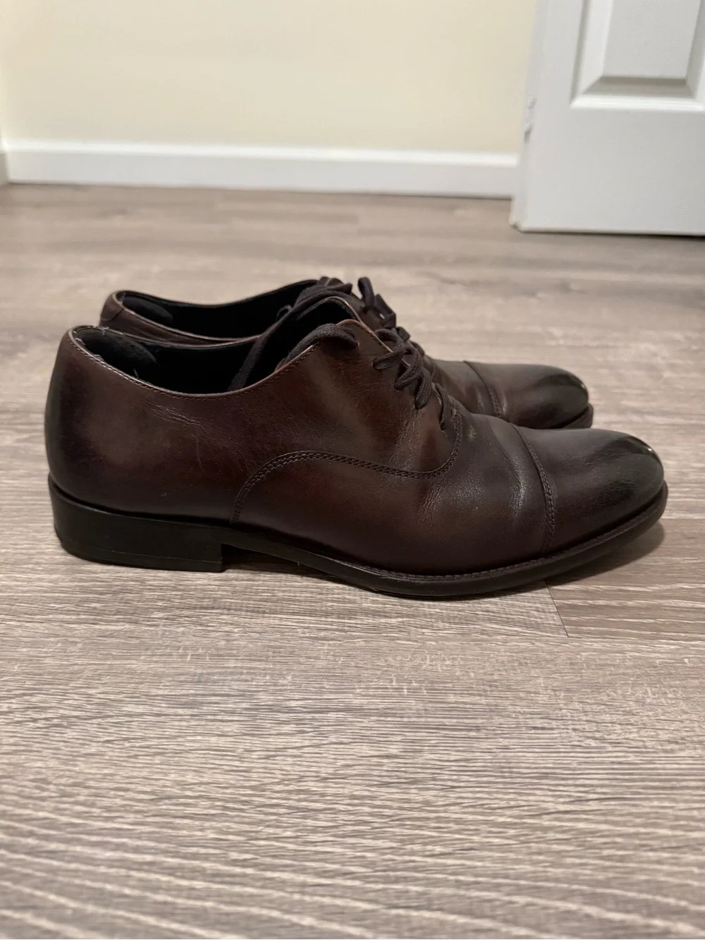 Thursday Boot Company Men's Dark Brown Leather Cap-Toe Oxfords
